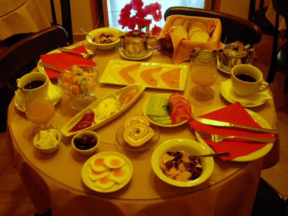 Donna'S House Santorini Hotel Pýrgos Екстериор снимка